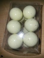 kerstballen wit, Ophalen of Verzenden, Zo goed als nieuw