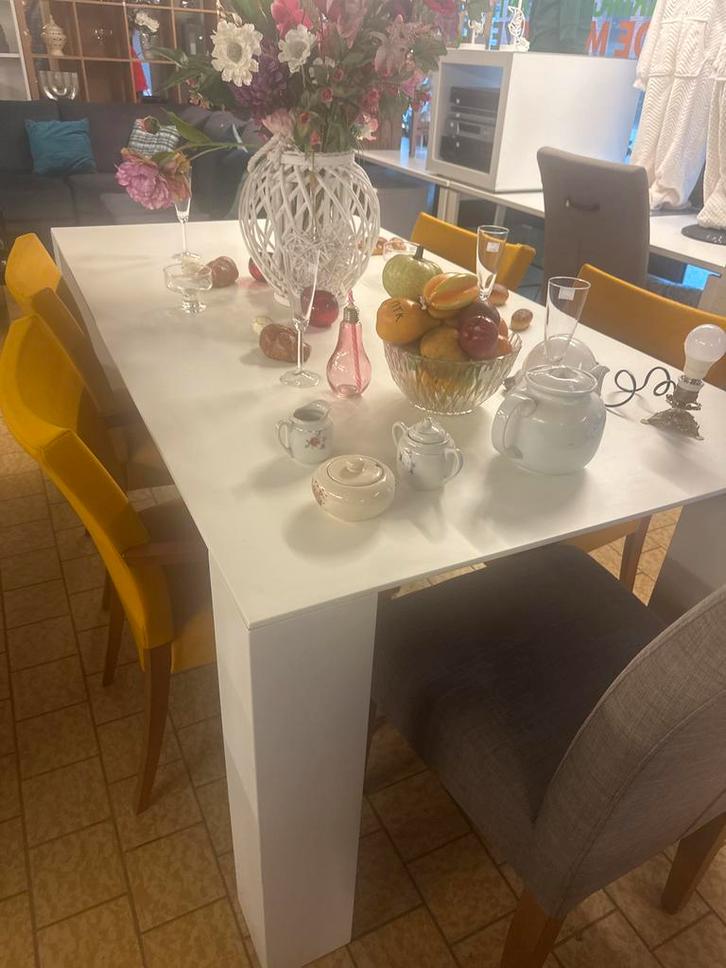 Witte Eettafel, Huis en Inrichting, Tafels | Eettafels, Gebruikt, 100 tot 150 cm, 150 tot 200 cm, Vier personen, Rechthoekig, Kunststof