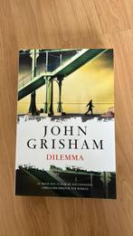 John Grisham - Dilemma, Ophalen of Verzenden, Zo goed als nieuw, Nederland, John Grisham