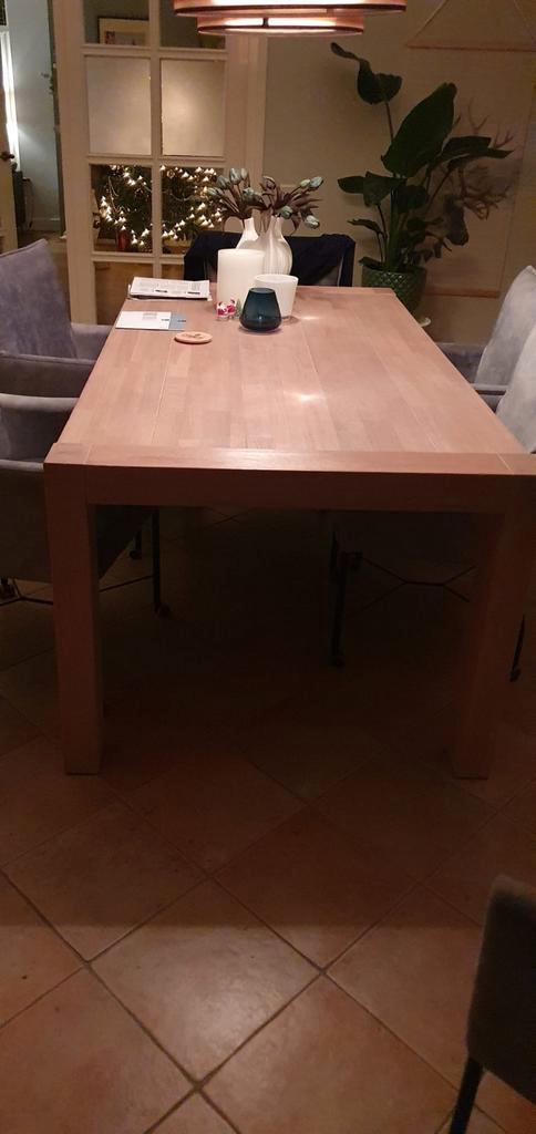 Houten Eettafel - Stevig en Stijlvol, Huis en Inrichting, Tafels | Eettafels, Gebruikt, 100 tot 150 cm, 150 tot 200 cm, Vijf personen of meer