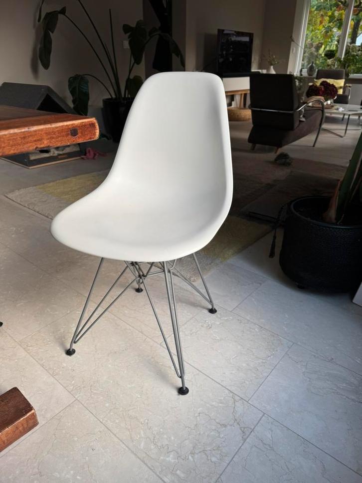 Vitra DSR eetkamerstoelen set van 6, Huis en Inrichting, Stoelen, Zo goed als nieuw, Vijf, Zes of meer stoelen, Kunststof, Metaal