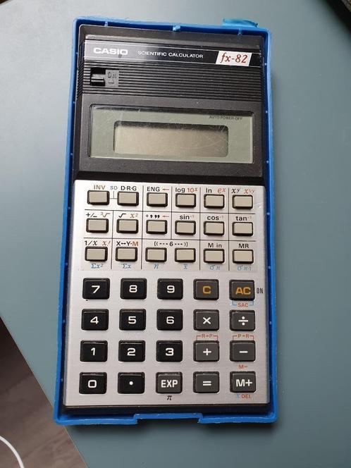 CASIO scientific calculator fx-82, Diversen, Rekenmachines, Gebruikt, Ophalen of Verzenden