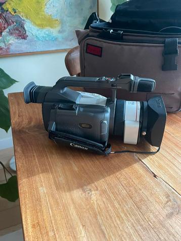 Canon XM1 camcorder VHS werkend inc tas kabels batterij beschikbaar voor biedingen