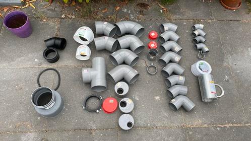 Diverse verloopstukken PVC riolering, Doe-het-zelf en Verbouw, Buizen en Afvoer, Zo goed als nieuw, Bochten, Pvc, Minder dan 2 meter