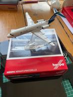Herpa KLM Fokker 70 PH-KZE, Hobby en Vrije tijd, Modelbouw | Vliegtuigen en Helikopters, Overige merken, 1:200 of kleiner, Ophalen of Verzenden