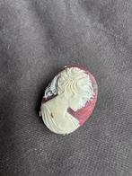 Vintage Cameo broche, Overige materialen, Minder dan 4 cm, Gebruikt, Ophalen of Verzenden