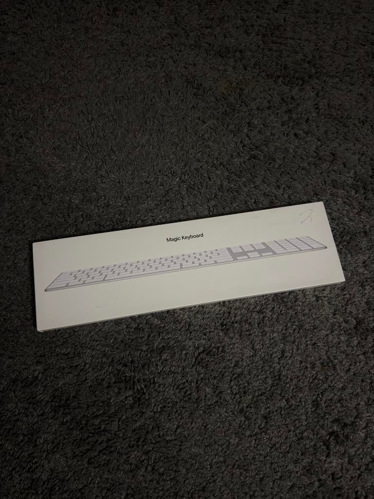 Apple A1843 Magic Keyboard - Nieuw in doos!, Computers en Software, Toetsenborden, Ophalen of Verzenden, Qwerty, Nieuw, Draadloos