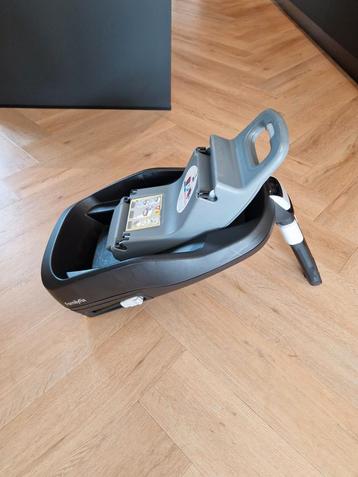 Maxi-Cosi FamilyFix Isofix Base beschikbaar voor biedingen