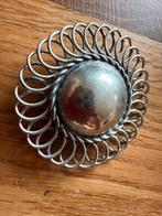 Vintage metalen broche, Ophalen of Verzenden, Zo goed als nieuw, Zilver, Overige materialen