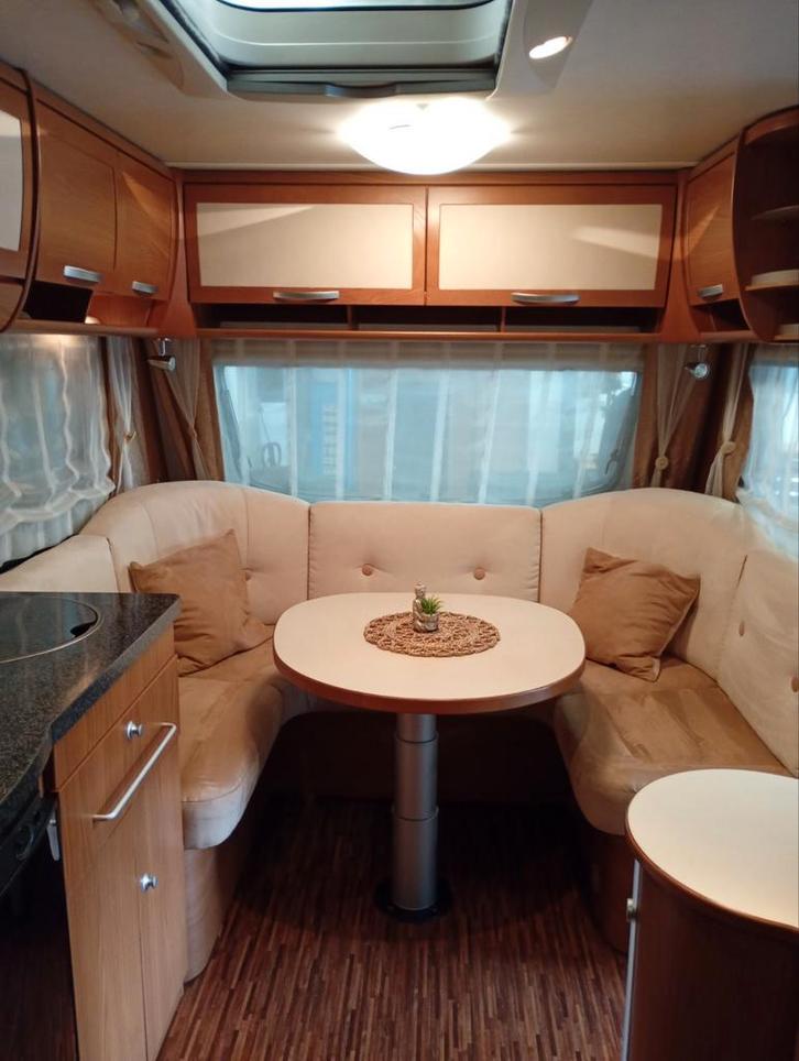 Hymer/Eriba nova 465-2deigenaar/Full Options/winter edition, Caravans en Kamperen, Caravans, Particulier, tot en met 4, 1000 - 1250 kg