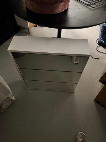 Badkamer kast met spiegeldeur beschikbaar voor biedingen