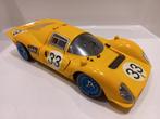 Ferrari 330 P4 #33 Universal Hobbies 1:18 modelauto 126, Hobby en Vrije tijd, Modelauto's | 1:18, Ophalen of Verzenden, Zo goed als nieuw