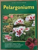 PELARGONIUMS de kleurrijke wereld van de geranium, Ophalen of Verzenden, Zo goed als nieuw, Tuinieren en Tuinplanten