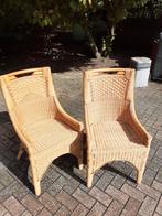 Twee rieten rotan stoelen., Huis en Inrichting, Ophalen, Gebruikt, Twee, Bruin