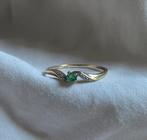 Smaragd steen ring 9 karaat goud, Verzenden, Zo goed als nieuw, 17 tot 18, Dame
