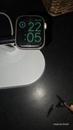 Apple Watch Series 7 + Dockingstation, Telecommunicatie, Mobiele telefoons | Apple iPhone, Ophalen of Verzenden, Gebruikt, Zilver