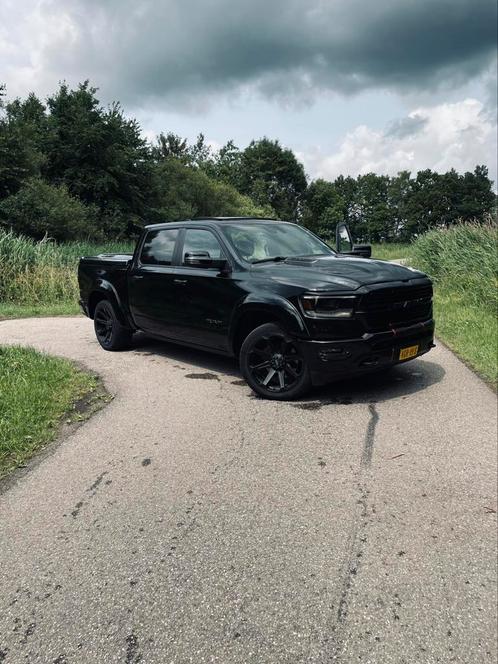 RAM 1500 LARAMIE widebody blackonblack, Auto's, Bestelauto's, Particulier, 360° camera, 4x4, ABS, Achteruitrijcamera, Adaptieve lichten