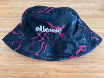 Ellesse Mesa Bucket Hat beschikbaar voor biedingen