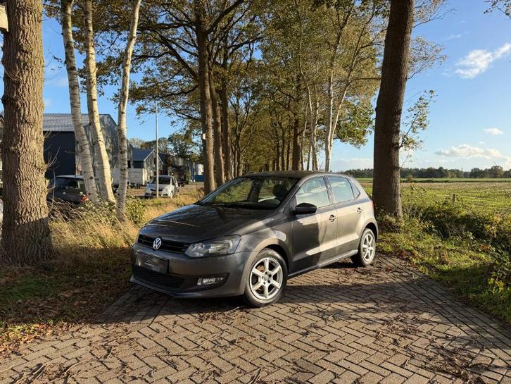 Volkswagen polo 1.2 TSI 90pk 5DRS Grijs nieuwe APK, Auto's, Volkswagen, Bedrijf, ABS, Airbags, Airconditioning, Alarm, Android Auto