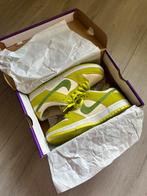Nike SB Dunk Low Green Apple (maat 44), Kleding | Heren, Schoenen, Ophalen of Verzenden, Zo goed als nieuw, Overige kleuren