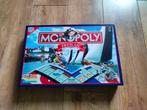 Monopoly Friesland/ Fryslan, Hobby en Vrije tijd, Gezelschapsspellen | Bordspellen, Ophalen of Verzenden, Zo goed als nieuw