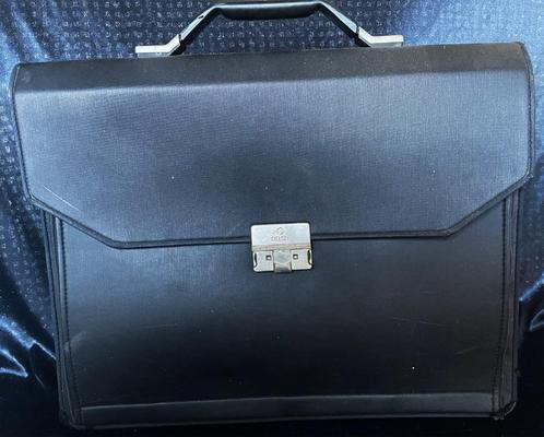 DELSEY AKTENTAS -  KOFFER, Motoren, Accessoires | Koffers en Tassen, Ophalen