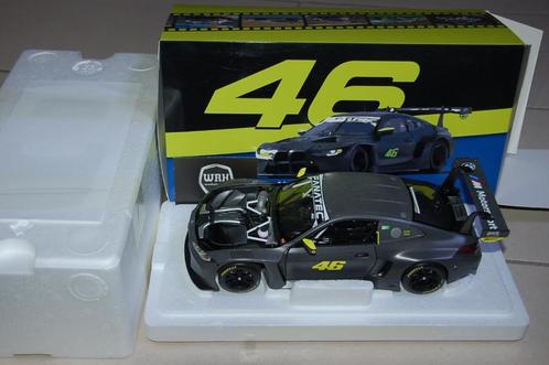 1:18 BMW M4 GT3 TEST MISANO ROSSI #46 Minichamps WRH, Hobby en Vrije tijd, Modelauto's | 1:18, Zo goed als nieuw, Auto, MiniChamps
