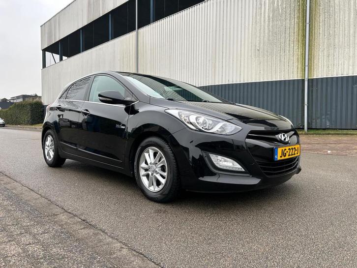 Hyundai I30 1.6 GDI i-Motion Plus Camera/Navi/Bluetooth, Auto's, Hyundai, Bedrijf, Te koop, i30, ABS, Achteruitrijcamera, Airbags