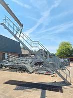 Stalen trap met tussen bordes gegalv. Hoog 4,8 mtr. Nob078, Doe-het-zelf en Verbouw, Ophalen, Zo goed als nieuw, 2 tot 4 meter