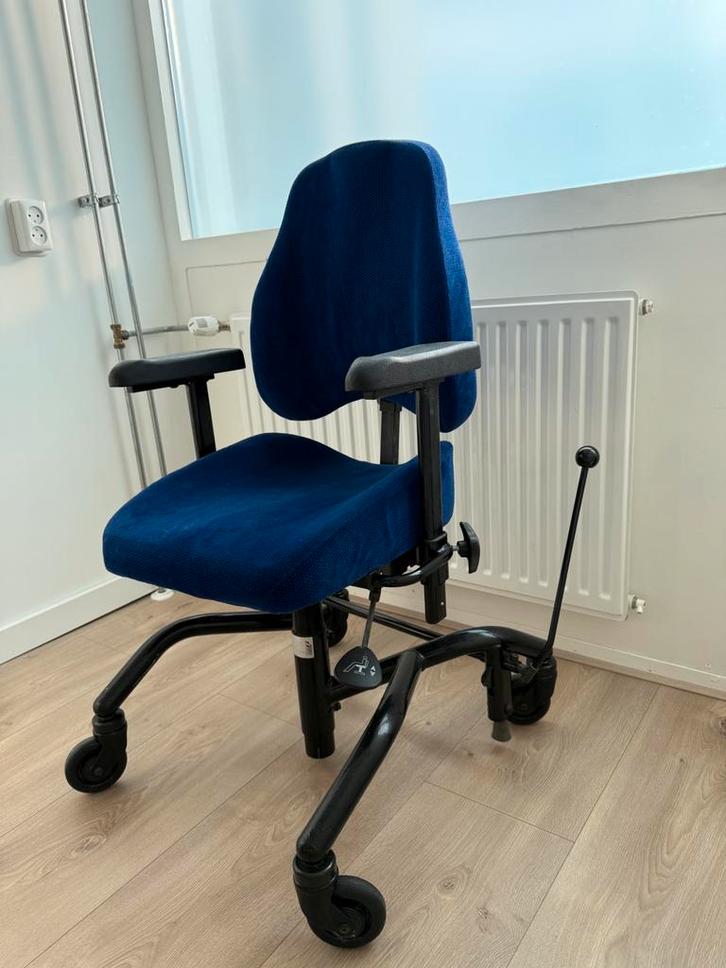 Mercado Medic Real 9000 plus Trippelstoel, Diversen, Verpleegmiddelen, Zo goed als nieuw, Ophalen of Verzenden