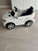 Elektrische Kinderauto - Mercedes ML wit afstandsbediening, Kinderen en Baby's, Speelgoed | Buiten | Accuvoertuigen, Ophalen, Gebruikt