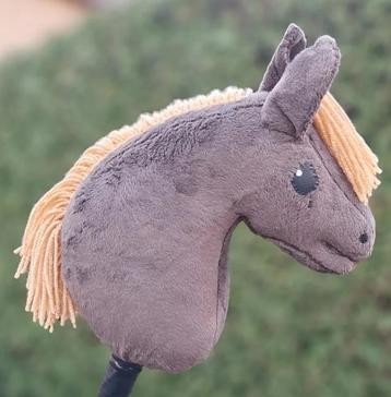 Hobbyhorse veulen te koop  beschikbaar voor biedingen