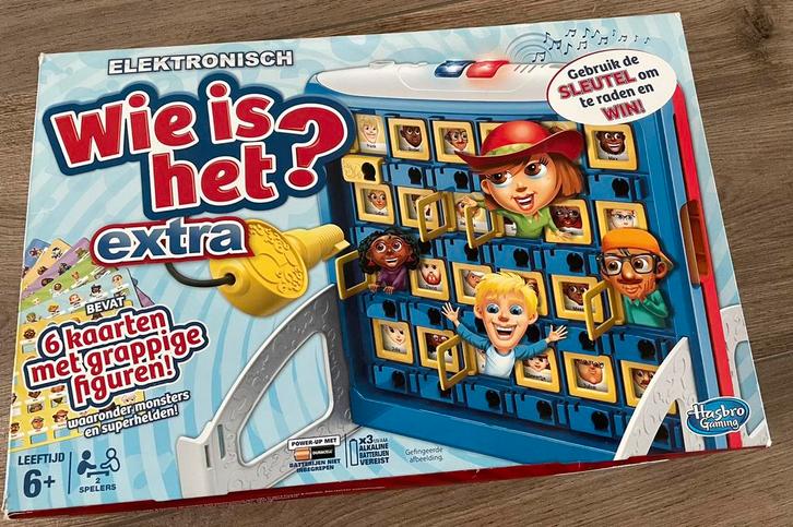 Wie is het? Extra, Hobby en Vrije tijd, Gezelschapsspellen | Bordspellen, Zo goed als nieuw, Ophalen