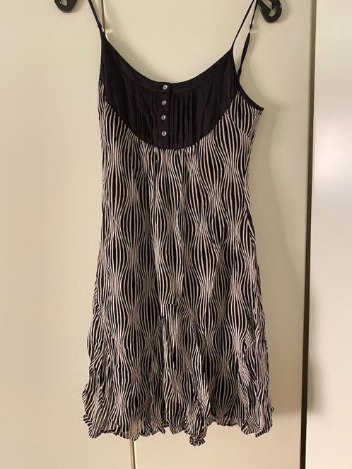 Cocktail /feest jurkje van NIGHT Birger en Mikkelsen, Kleding | Dames, Jurken, Zo goed als nieuw, Maat 38/40 (M), Zwart, Boven de knie