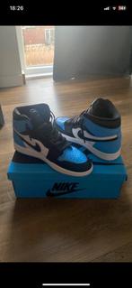 Nike Air Jordan 1 Retro High UNC Blue, Blauw, Ophalen of Verzenden, Zo goed als nieuw, Jordan