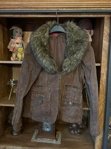 Bruine LIV Collection Jas met Bontkraag maat 40. beschikbaar voor biedingen