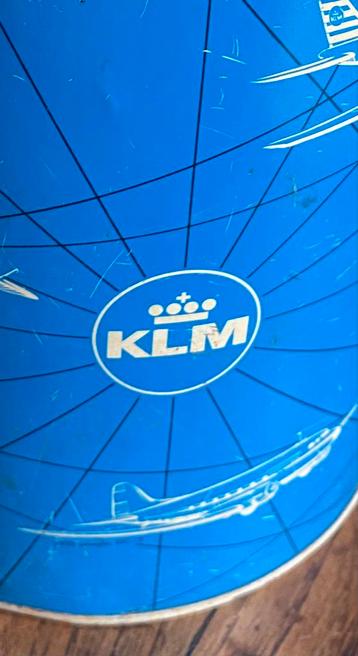 KLM prullenbakje beschikbaar voor biedingen