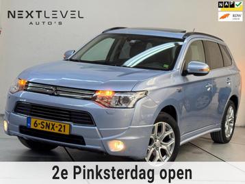 Mitsubishi Outlander 2.0 PHEV Instyle Schuifdak Trekhaak Cam beschikbaar voor biedingen