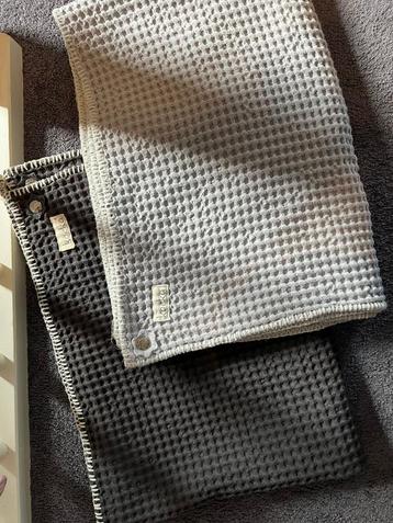 Koeka kleed beschikbaar voor biedingen