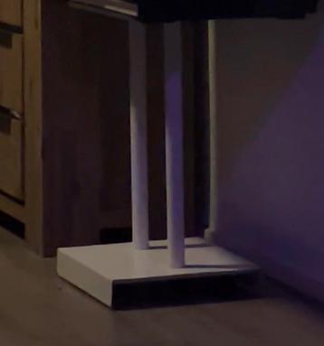 Stevige vogelstandart beschikbaar voor biedingen