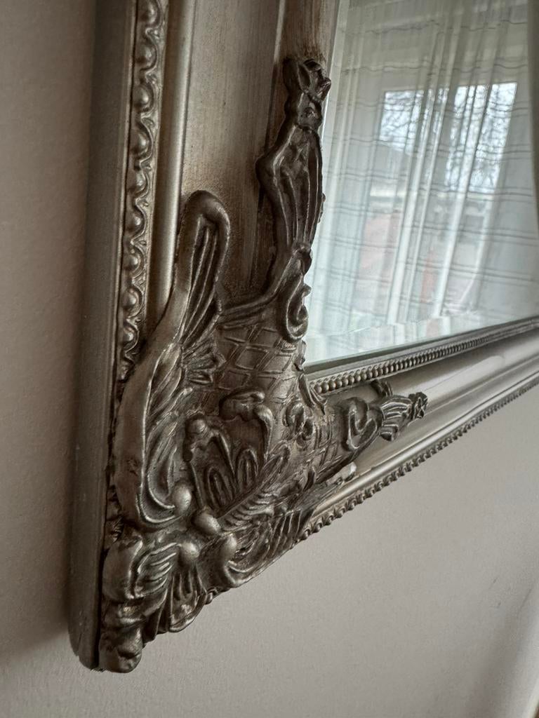 Decorative Antique-Style Silver Mirror / Zilveren Spiegel