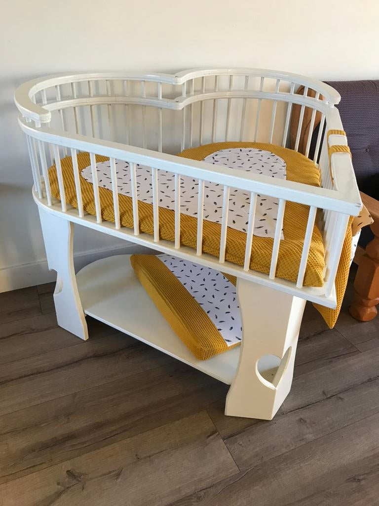 Unieke handgemaakte tweeling wieg/box, Kinderen en Baby's, Babywiegjes en Ledikanten, Ophalen, Zo goed als nieuw, Wieg