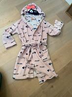 Badjas HEMA 122/128 roze, Kinderen en Baby's, Nacht- of Onderkleding, Meisje, Ophalen of Verzenden, Zo goed als nieuw