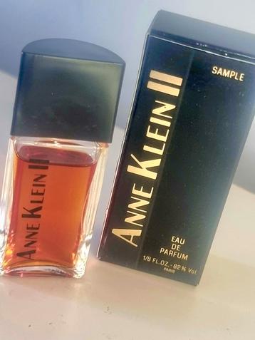 Zeldzaam vintage Anne Klein II parfum miniature  beschikbaar voor biedingen