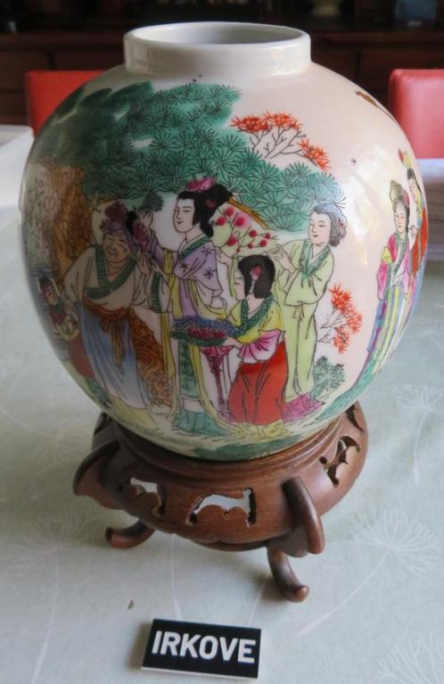 PRACHTIGE CHINESE POT OP STANDAARD * nr 61 *, Antiek en Kunst, Antiek | Porselein, Verzenden