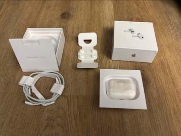 AirPods Pro 2 origineel officieel van Apple beschikbaar voor biedingen