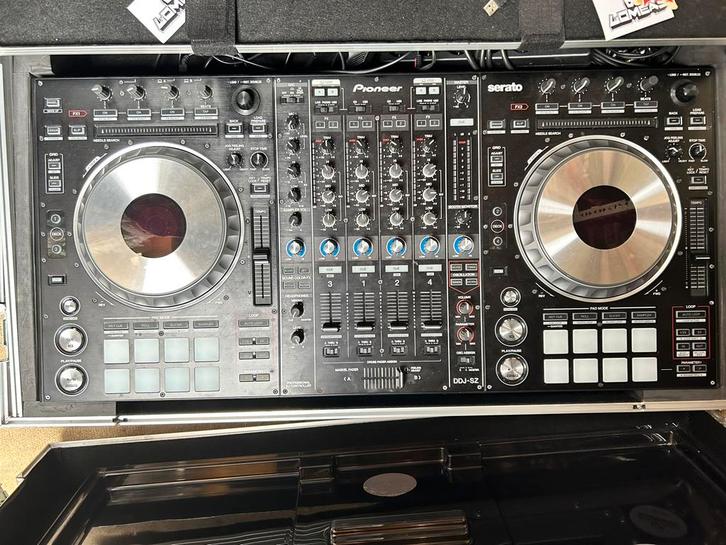 Pioneer DDJ-SZ Serato prof. DJ controller+case, Muziek en Instrumenten, Dj-sets en Draaitafels, Zo goed als nieuw, Pioneer, Ophalen
