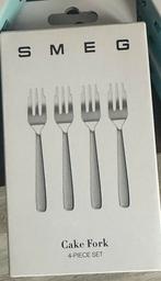 SMEG Taart vorkjes, Huis en Inrichting, Nieuw, Ophalen of Verzenden, Rvs of Chroom, Vaatwasserbestendig