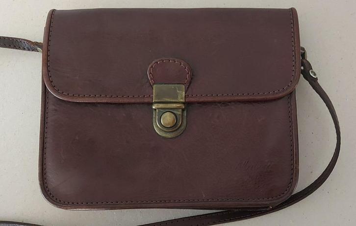 Vintage bruin leren schoudertasje MABELLE, Sieraden, Tassen en Uiterlijk, Tassen | Schoudertassen, Zo goed als nieuw, Overige merken