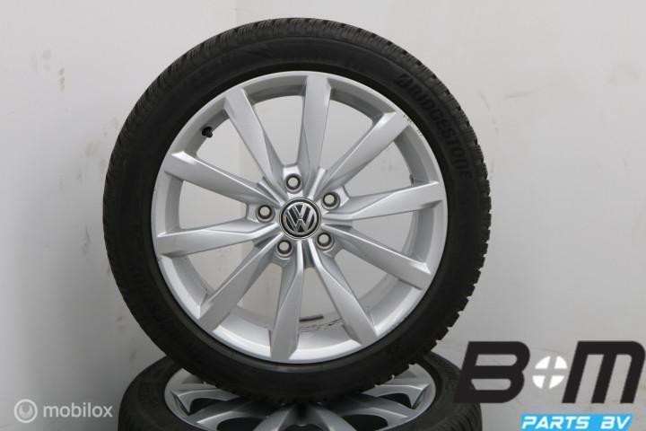 WINTER! ORIGINEEL 17 inch Dijon velgen VW Golf 7 5G0601025BF, Auto-onderdelen, Banden en Velgen, Velg(en), Gebruikt